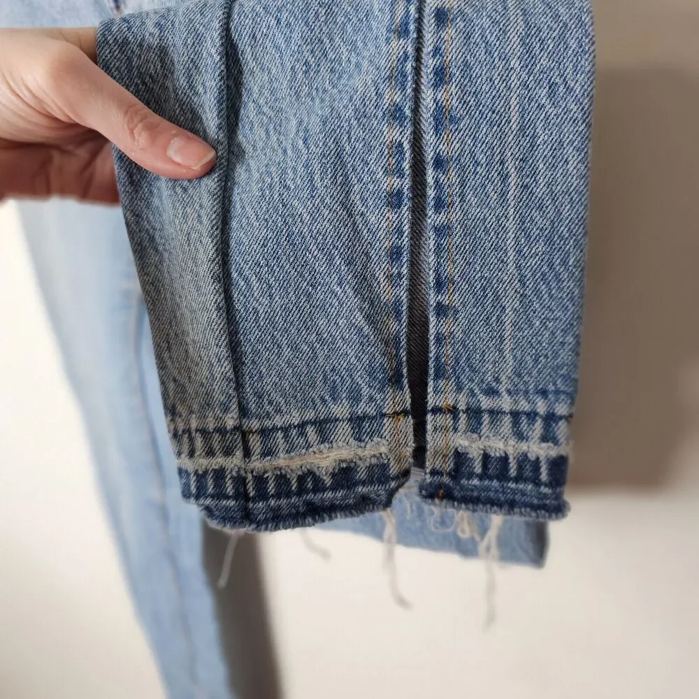 EB Denim Levi's 501 Unraveled Pocket & Hem Highrise Split Hem Button Fly Jean 23 - Picture 6 of 12